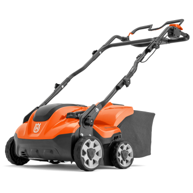 HUSQVARNA S 138i su akumuliatoriumi ir įkrovikliu HUSQVARNA S 138i su akumuliatoriumi ir įkrovikliu